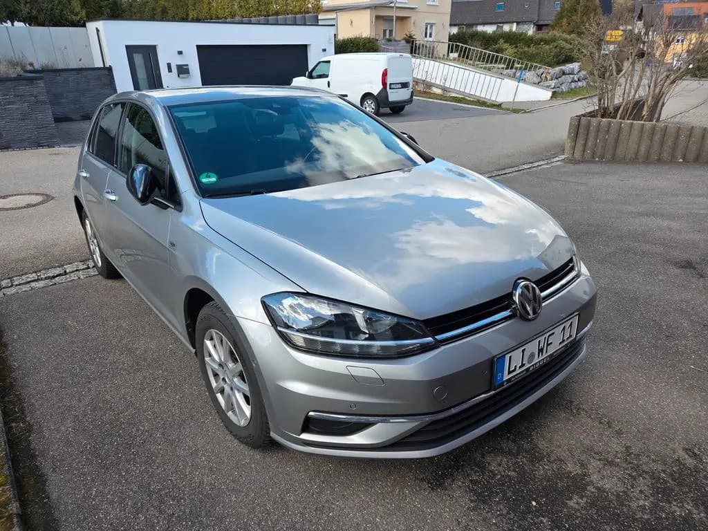 Main__Slider__Photo:Volkswagen Golf 1.0 TSI OPF DSG IQ.DRIVE IQ.DRIVE 05/2019-0