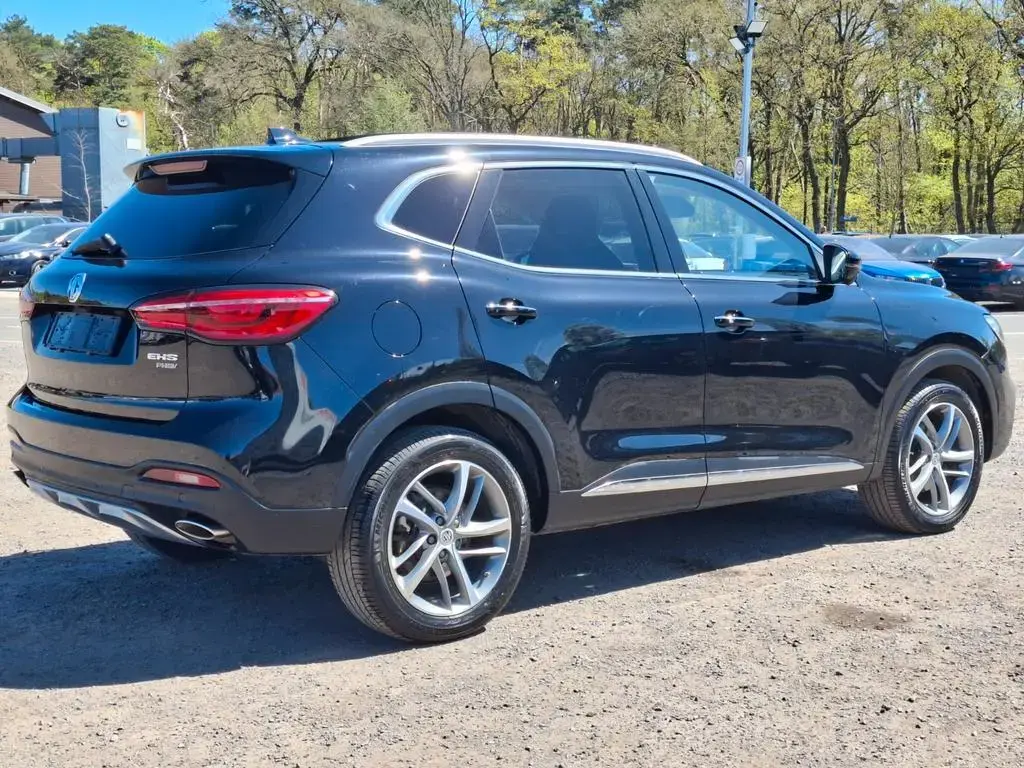Main__Slider__Photo:MG EHS EHS-PLUG-IN HYBRID.1.5T PANORAMA.LEDER 11/2021-1