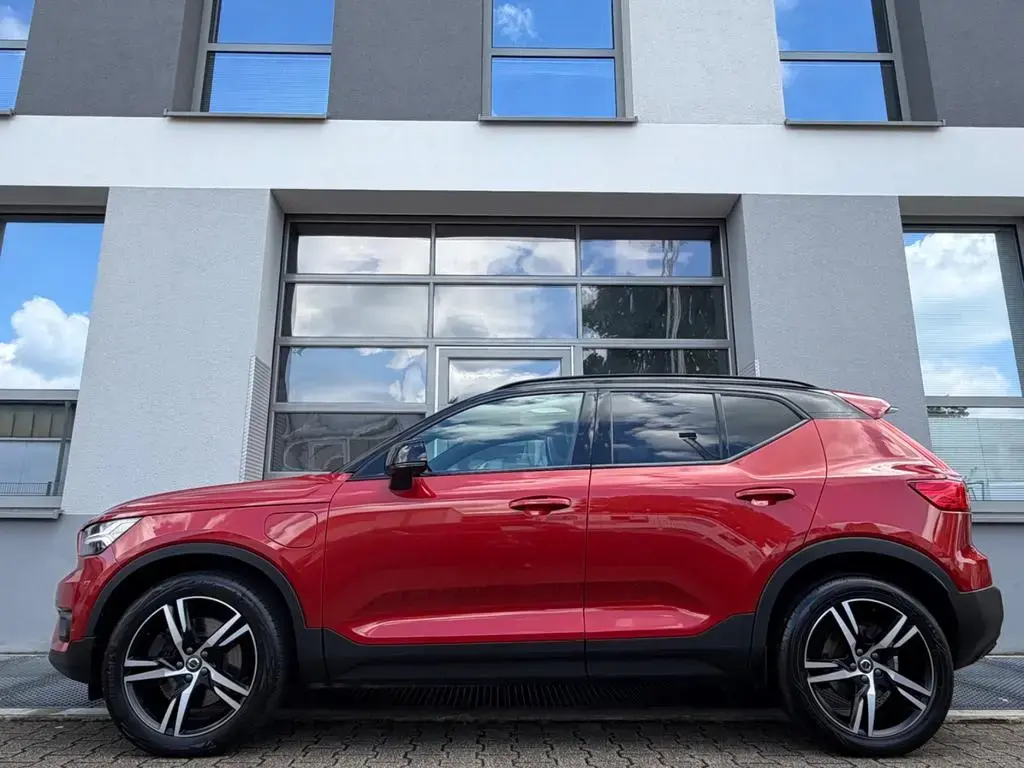 Main__Slider__Photo:Volvo XC40 T5 ACC*R DESIGN*PANO*H/K*360*KEY*LED*19'' 03/2021-1