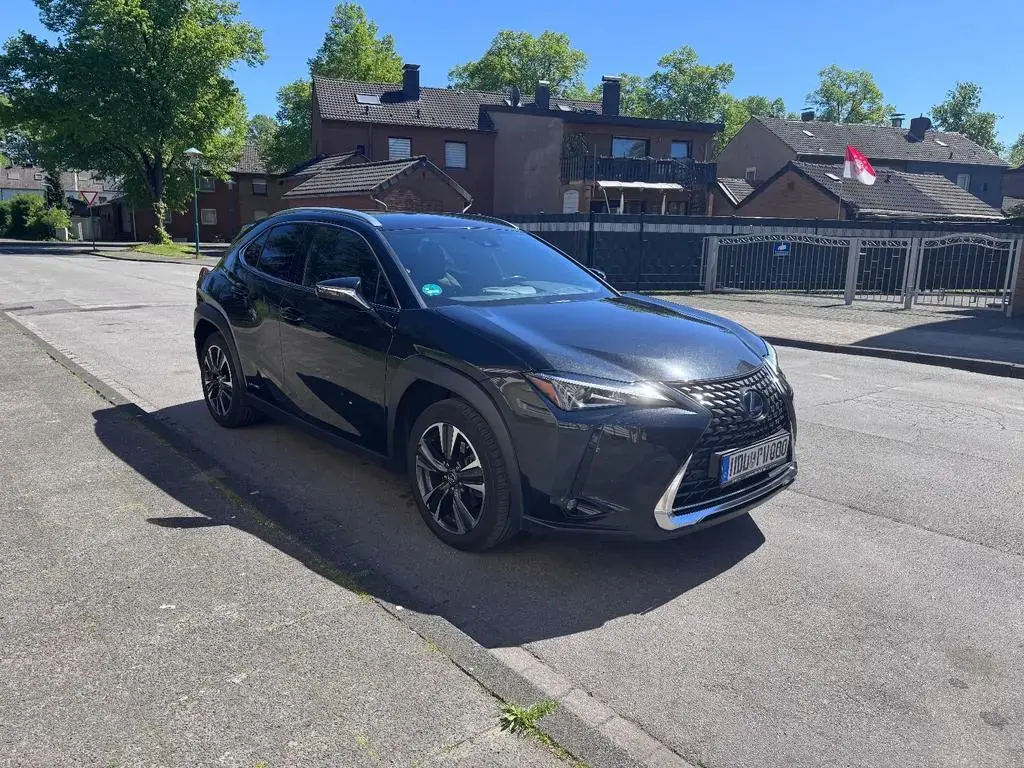 Main__Slider__Photo:Lexus UX 250h Style Edition Style Edition 11/2021-1