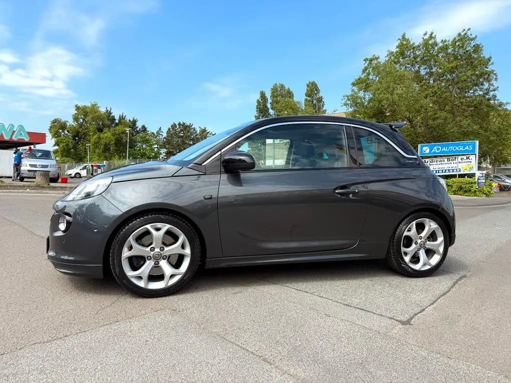 Main__Slider__Photo:Opel Adam S (PANORAMADACH*INTELLI-LINK*SPORTSITZE) 01/2018-0