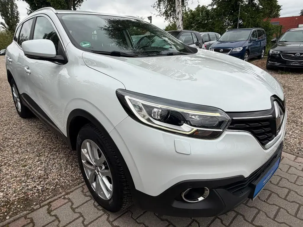 Main__Slider__Photo:Renault Kadjar Business*1.HD*Aut*76.TKM*Voll*TÜV NEU 09/2017-1