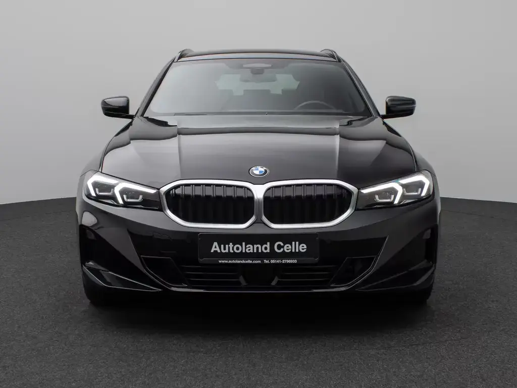 Main__Slider__Photo:BMW 3 Series i xD Kamera HUD H/K ACC Komfort Alarm Sport 03/2023-1