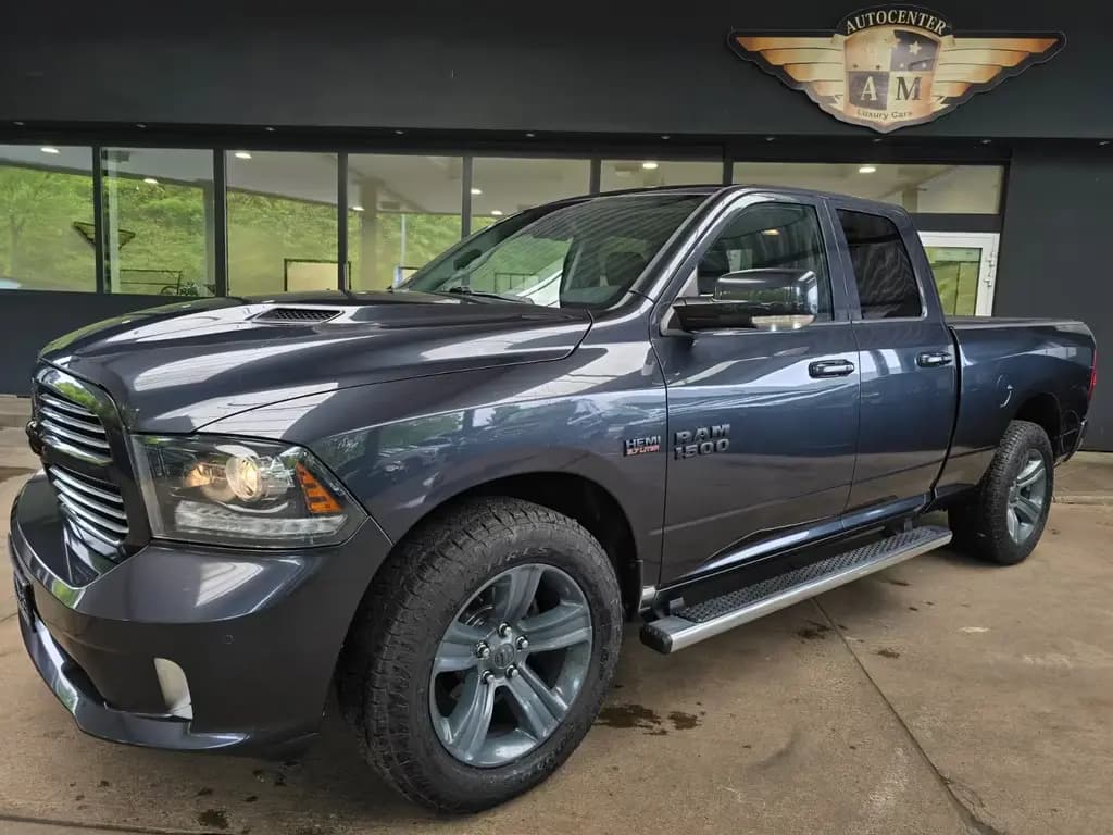 Main__Slider__Photo:Dodge RAM 1500 4x4 Quad Cab Sport LEDER/deutsches-FZG 07/2017-0