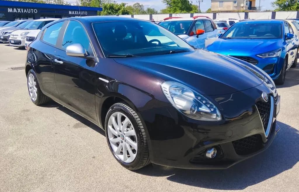 Main__Slider__Photo:Alfa Romeo Giulietta 1.6 JTDm 120 CV Super 12/2017-0