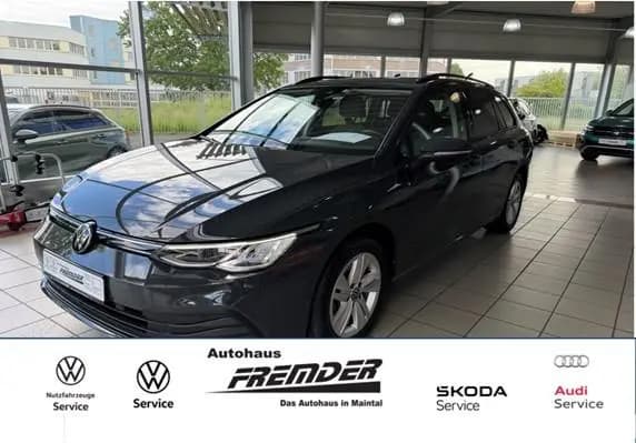 Main__Slider__Photo:Volkswagen Golf VIII Variant Life Climatronic Winterpaket 03/2023-0