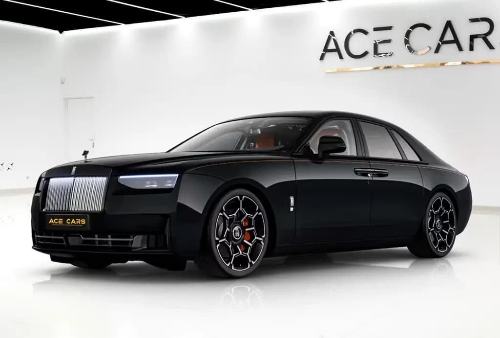 Main__Slider__Photo:Rolls-Royce Ghost Black Badge Ghost Production 2026 Carbon Fu null-0