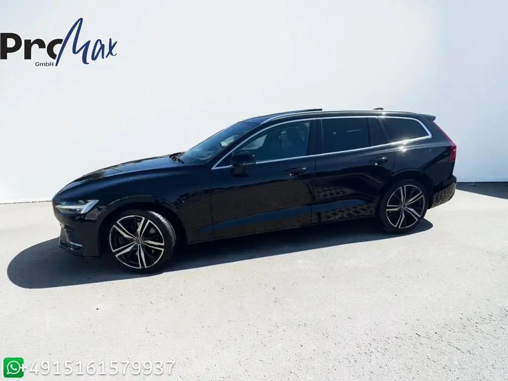 Main__Slider__Photo:Volvo V60 T6 AWD Inscription Expr. Recharge Pano HUD 12/2021-1