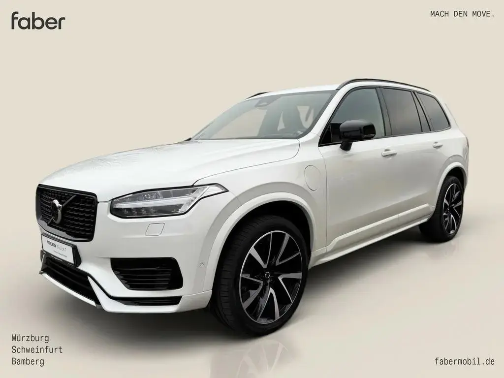 Main__Slider__Photo:Volvo XC90 Ultimate Dark T8 Plug-In Hybrid AWD 12/2022-1