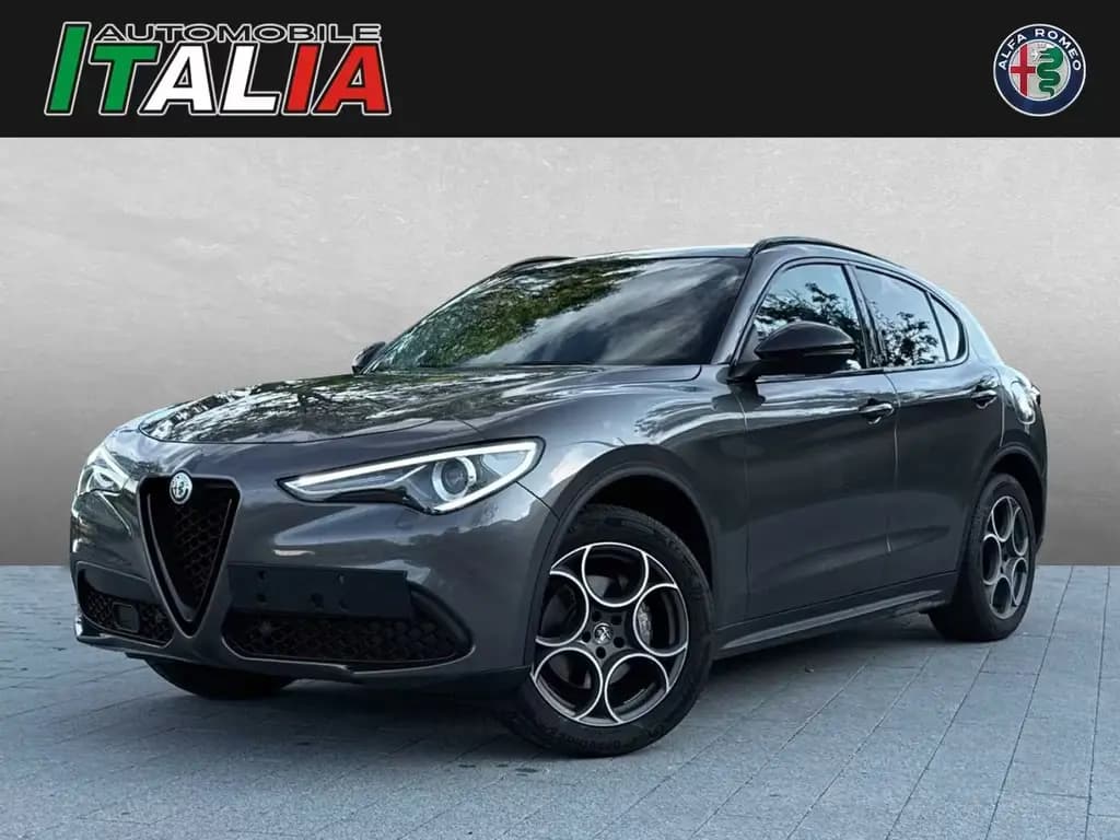 Main__Slider__Photo:Alfa Romeo Stelvio B-Tech 2.2 AT8 Q4 06/2019-0