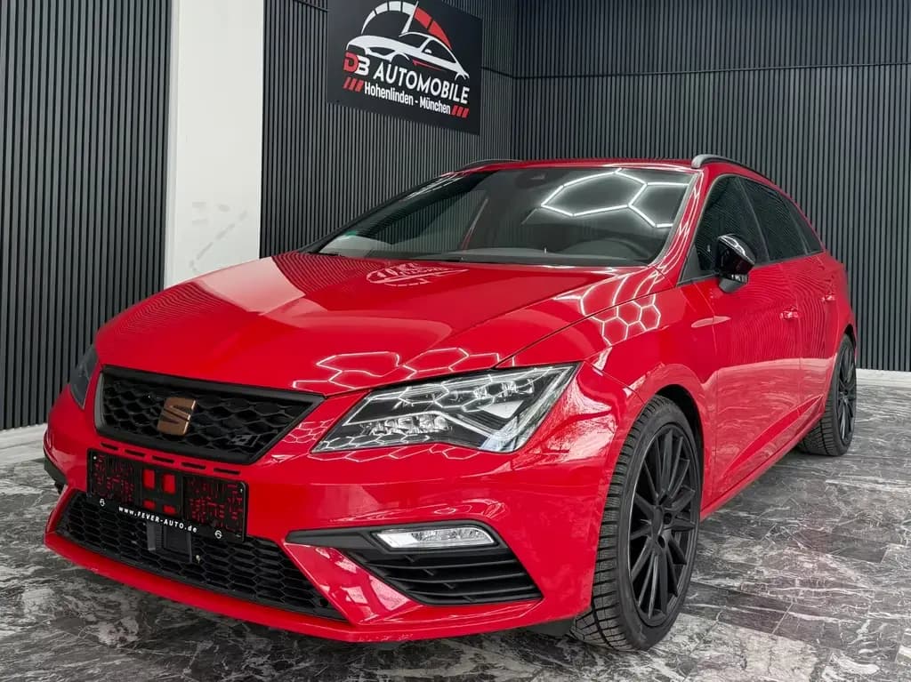 Main__Slider__Photo:Seat Leon ST Cupra 300 4Drive Automatik 01/2020-0