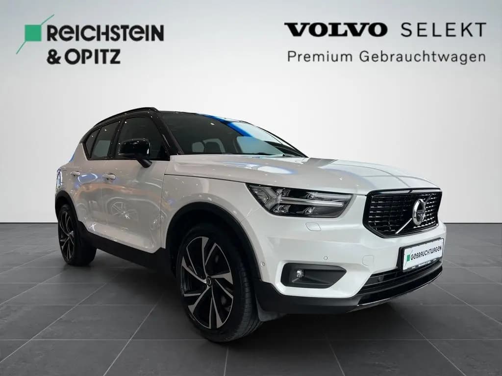 Main__Slider__Photo:Volvo XC40 T5 AWD R Design AWD 02/2018-0