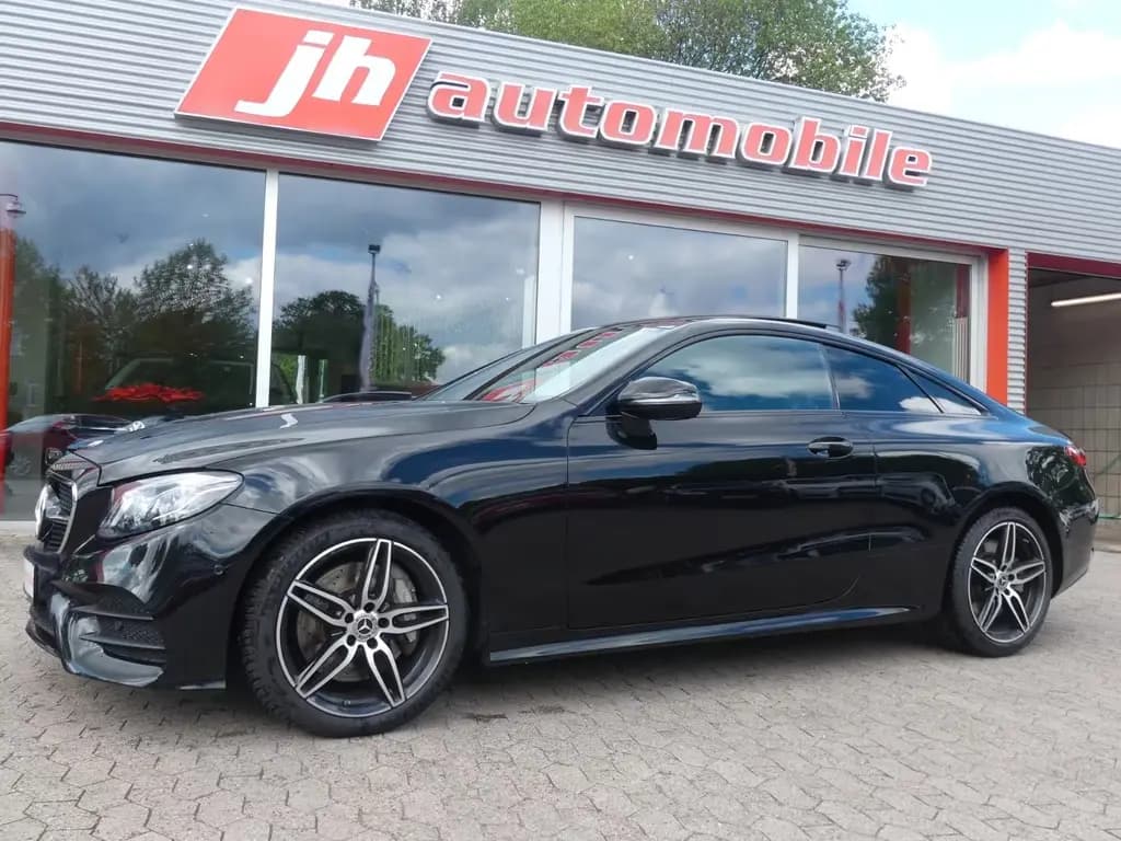 Main__Slider__Photo:Mercedes-Benz E 450 Coupe 4Matic*AMG*Night*Burmester*Panorama 07/2020-0