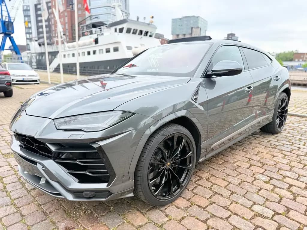 Main__Slider__Photo:Lamborghini Urus V8 FULL/NIGHTVIS/FONDENT/B&O/MOD2020/SOFTCL 09/2019-0