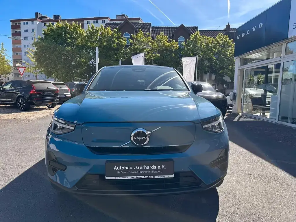 Main__Slider__Photo:Volvo C40 FWD Pure Electric Pano,Kamera,Sitz+Lenkheiz. 05/2023-1