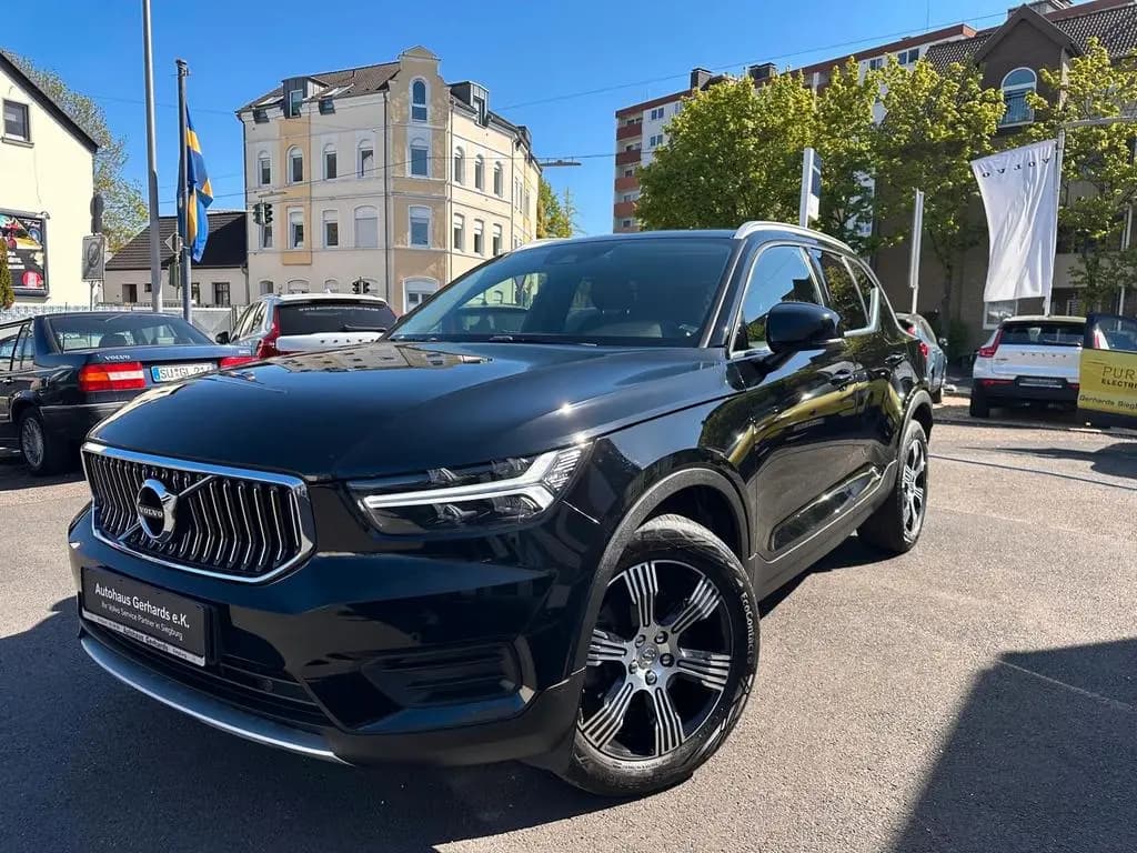 Main__Slider__Photo:Volvo XC40 D3 AWD Inscription Leder, Kamera, BLIS, DAB 10/2019-0