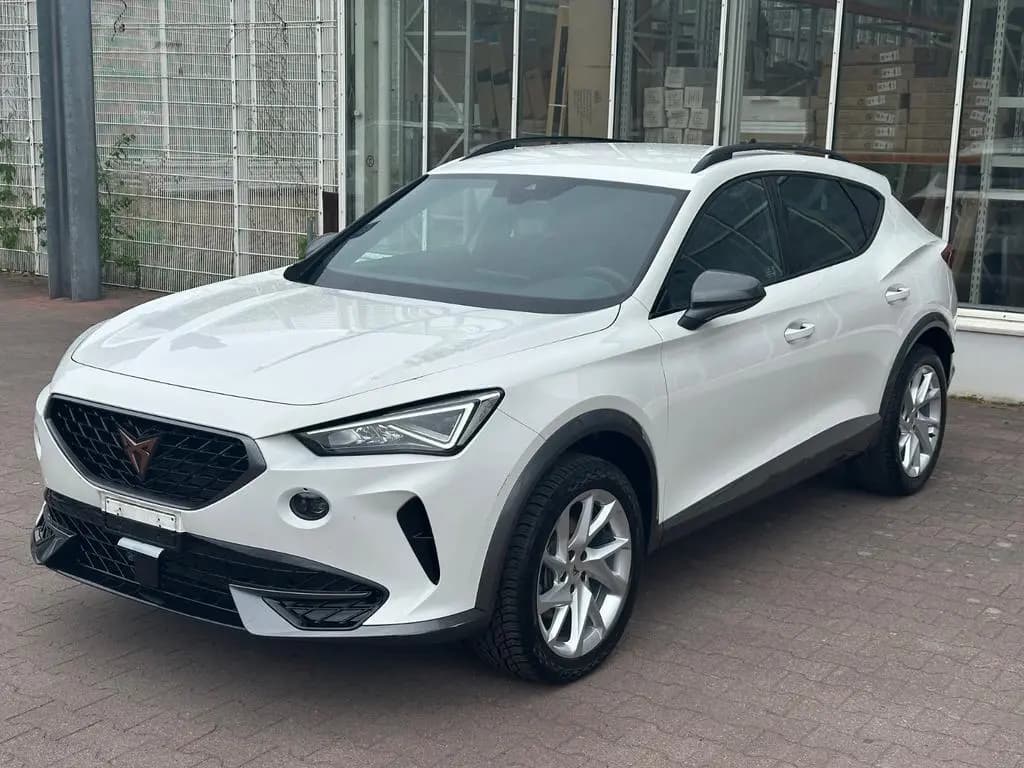 Main__Slider__Photo:Cupra Formentor 1.5 TSI,Automatik, 03/2024-0