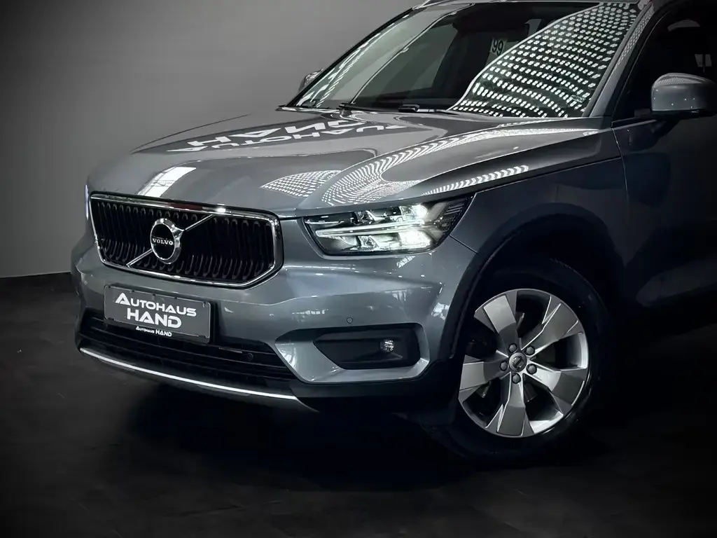 Main__Slider__Photo:Volvo XC40 Momentum*AWD*VIRTUAL*LHZ*PARK PRO*1.HAND* 10/2018-1