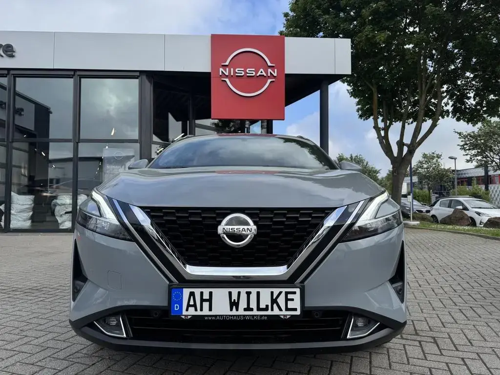 Main__Slider__Photo:Nissan Qashqai 1.3 DIG-T MHEV Xtronic Tekna+/PANO/LEDER 05/2022-1