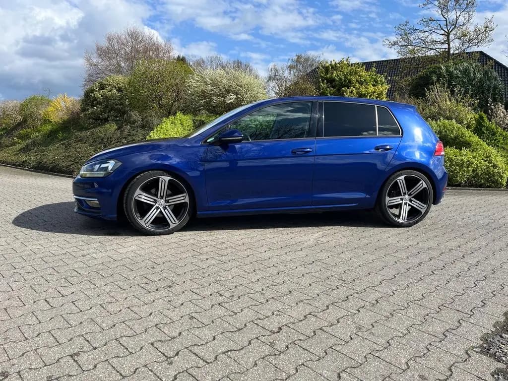 Main__Slider__Photo:Volkswagen Golf 2.0 TDI Join Join 04/2018-0