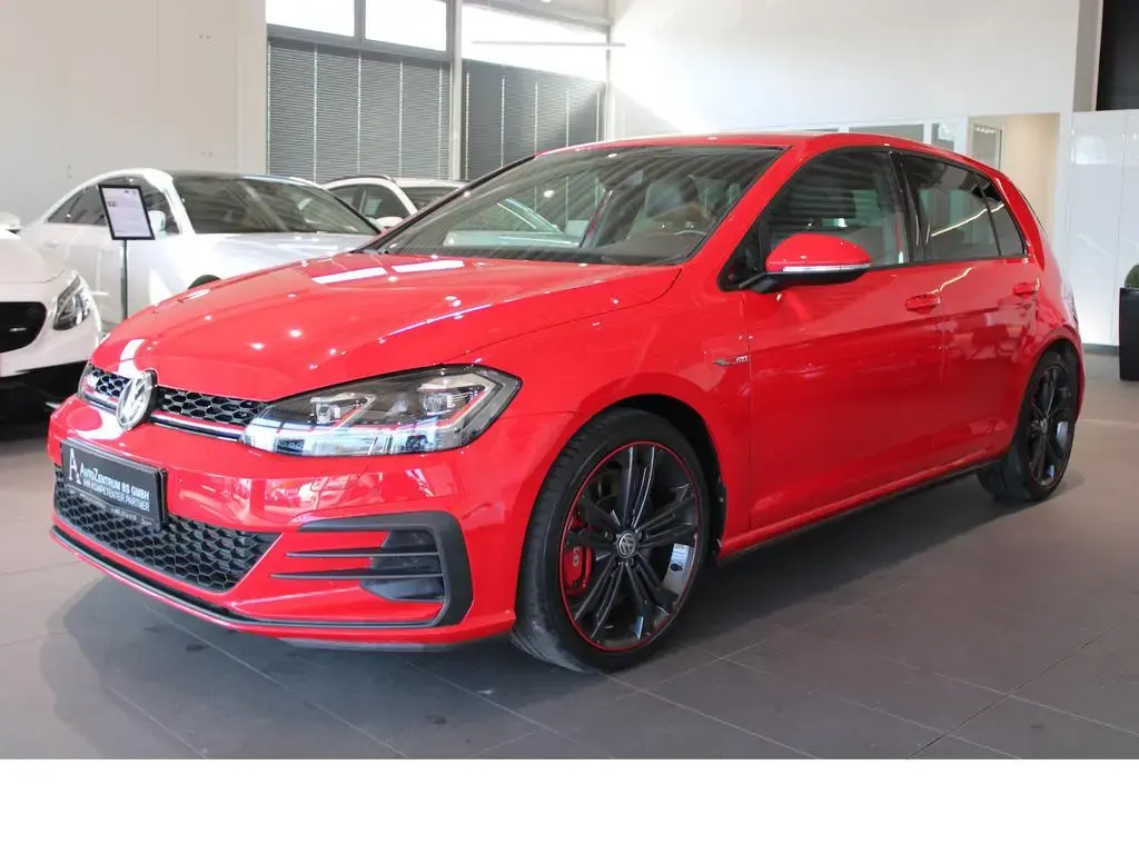 Main__Slider__Photo:Volkswagen Golf GTI 2.0 TSI Performance VIRT*LEDEER*LED* 03/2020-1