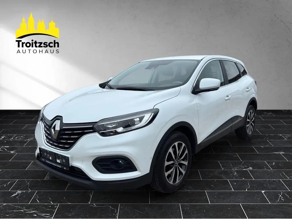 Main__Slider__Photo:Renault Kadjar Automatik TCe 140 04/2022-0