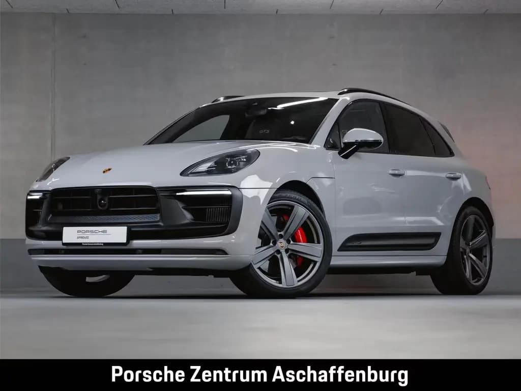Main__Slider__Photo:Porsche Macan GTS Panoramadach Luftfederung BOSE 04/2023-0