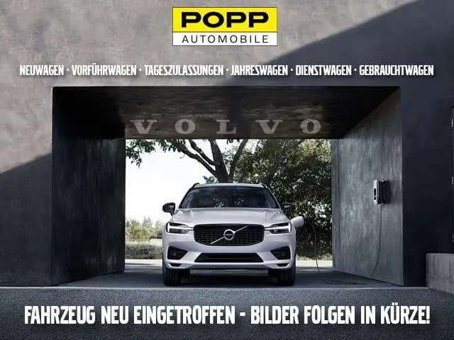 Main__Slider__Photo:Volvo XC60 B4 FWD Core ACC AHK BLIS CAM LHZ SHZ STDHZ 12/2023-0