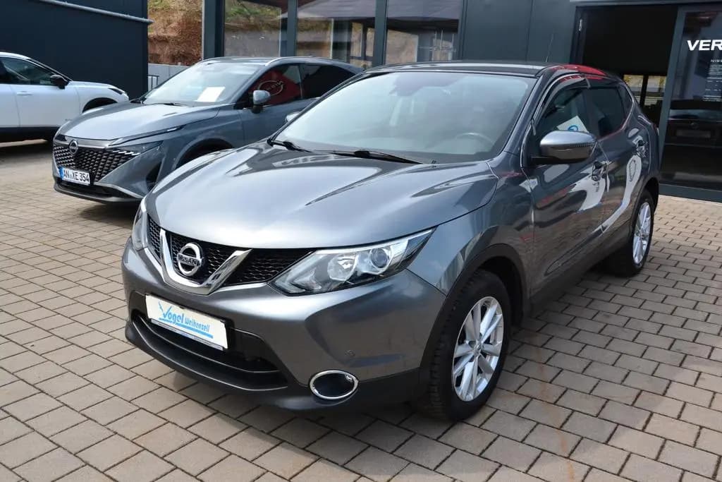 Main__Slider__Photo:Nissan Qashqai Acenta 11/2015-0