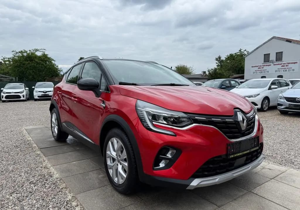 Main__Slider__Photo:Renault Captur II Intens Sportsitze Sport Lenkrad 12/2020-0