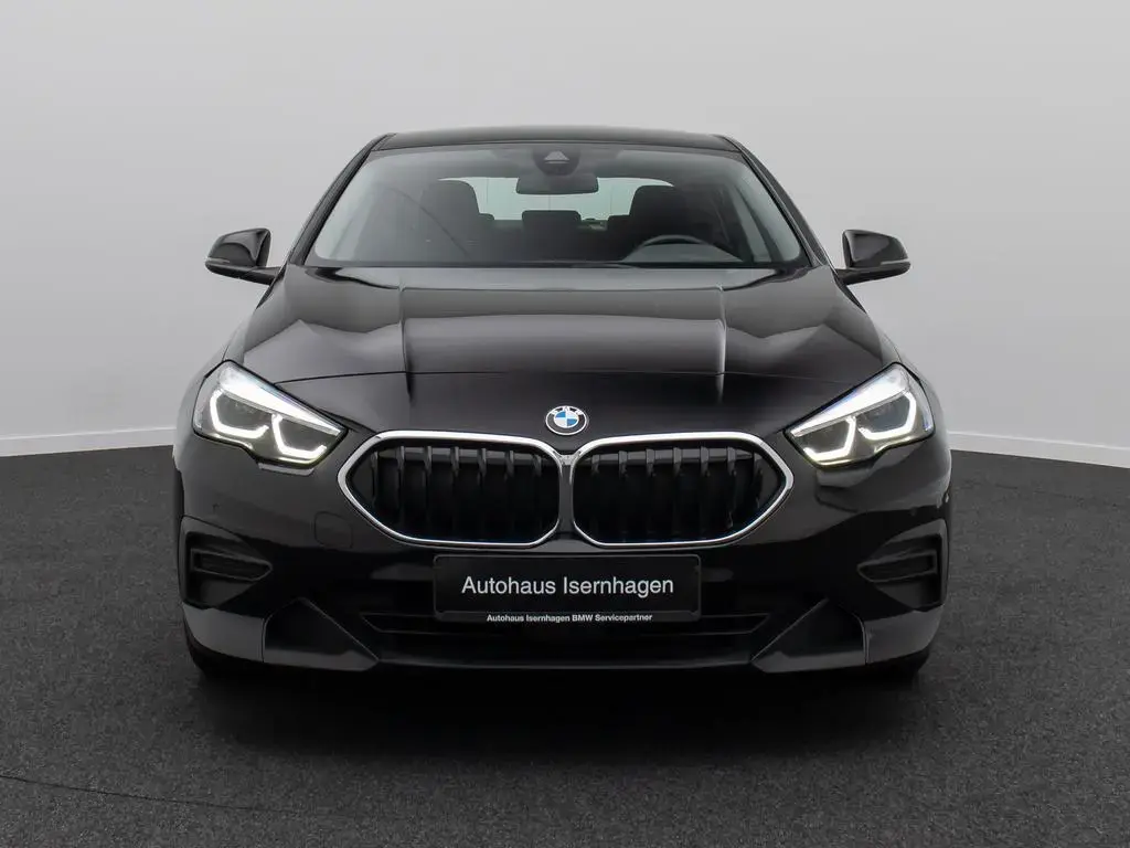Main__Slider__Photo:BMW 2 Series 218i Gran Coupé DAB GeschwindigReg PDC CockpitPr 03/2024-1