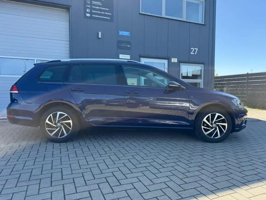 Main__Slider__Photo:Volkswagen Golf VII Variant Join AHK Sitzheizung 11/2018-0