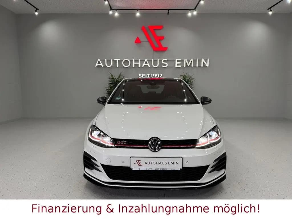 Main__Slider__Photo:Volkswagen Golf VII GTI TCR *AKRAPOVIC,LED,VOLL SCHECKHEFT* 03/2020-0