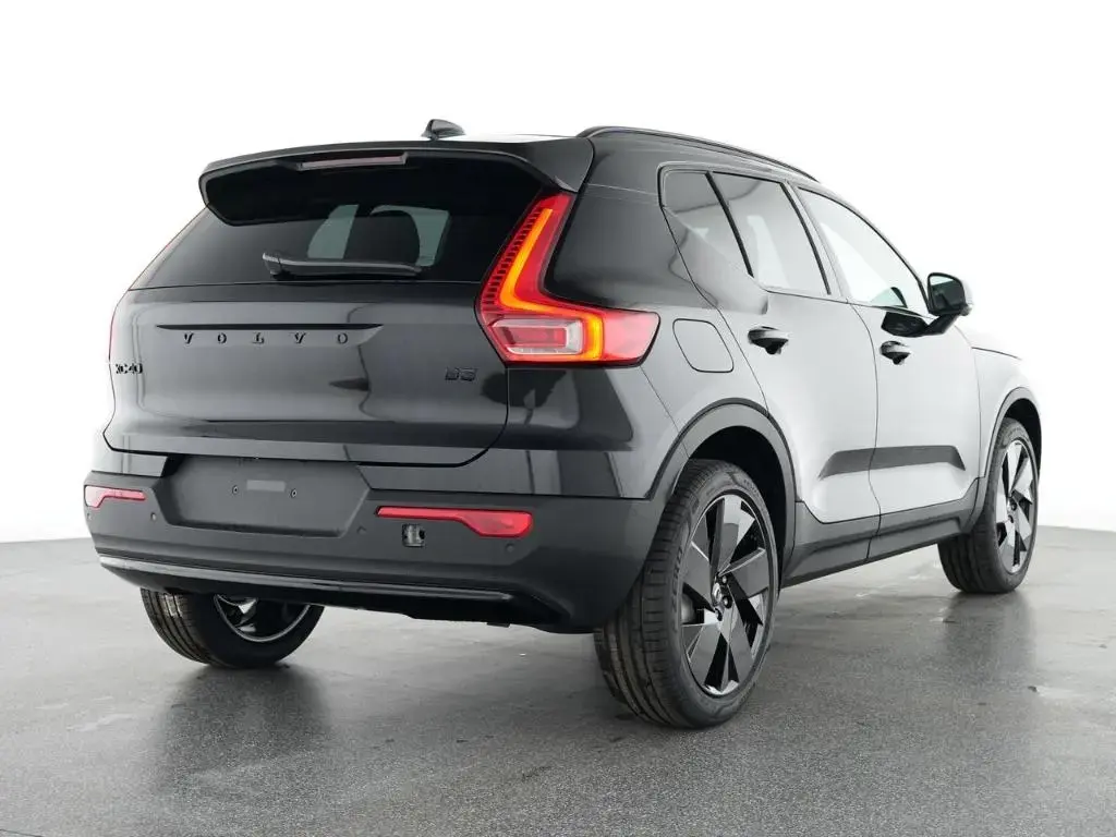 Main__Slider__Photo:Volvo XC40 B3 Plus Black Edition PGSD*360*ACC*Pixel-LE 05/2025-1