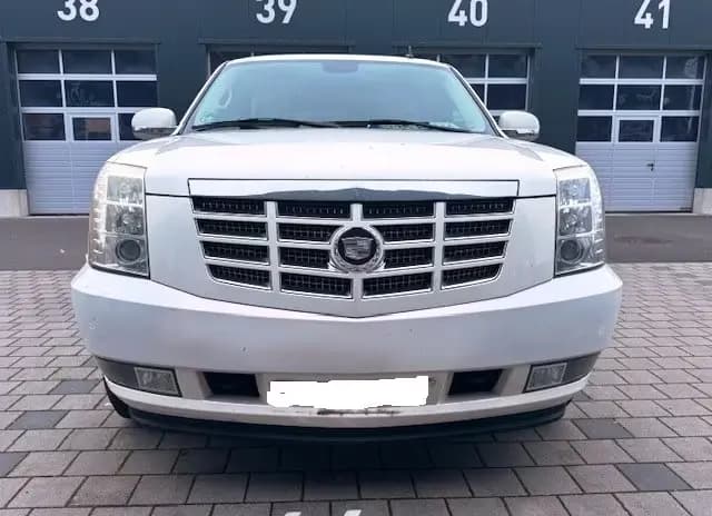 Main__Slider__Photo:Cadillac Escalade 6.2 V8 Elegance Autom. Elegance 09/2006-0