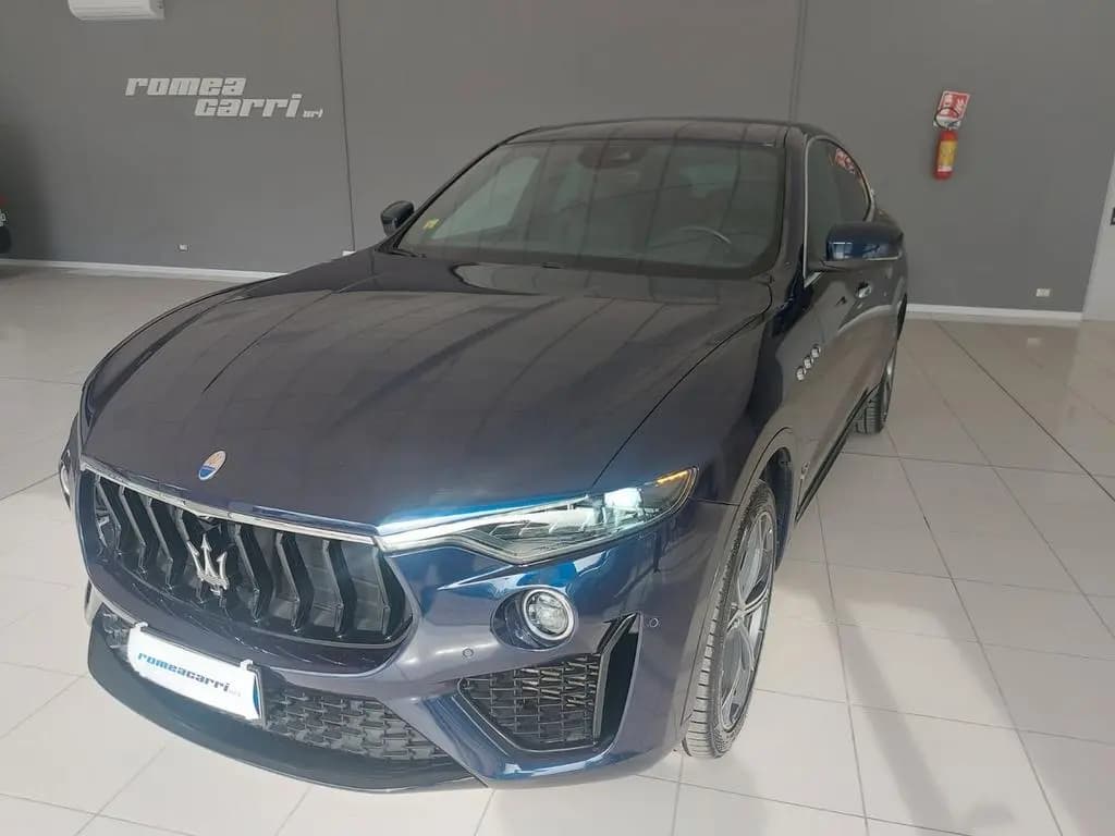 Main__Slider__Photo:Maserati Levante V6 430 CV S AWD Gransport 06/2021-0