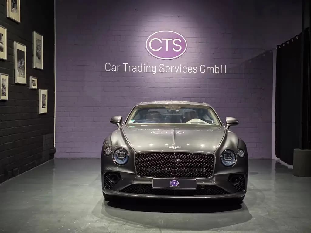 Main__Slider__Photo:Bentley Continental GT Azure / erste Hand / 12/2023-0