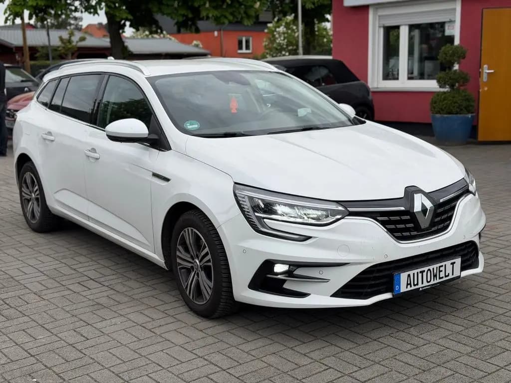Main__Slider__Photo:Renault Megane TCe 140 EDC GPF Intens Grandtour 10/2021-0