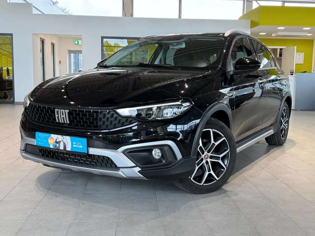 Main__Slider__Photo:Fiat Tipo Cross*ACC*Carplay*RFK*Navigation* 01/2021-0