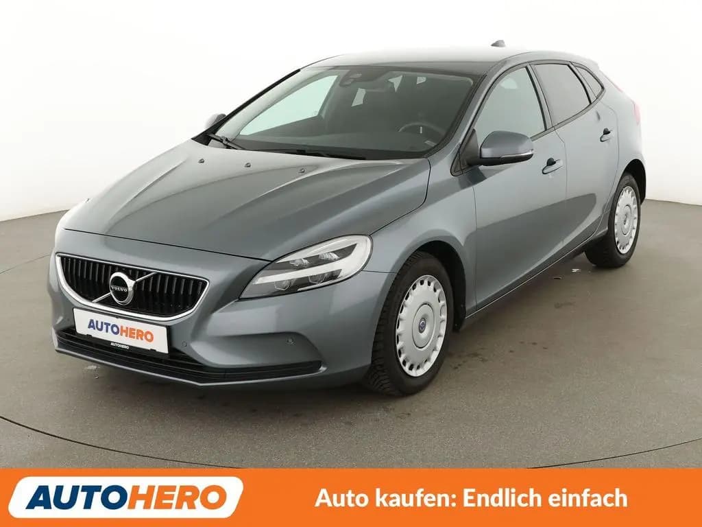 Main__Slider__Photo:Volvo V40 2.0 T2 Momentum *NAVI*LED*TEMPO*PDC*SHZ* 03/2018-0
