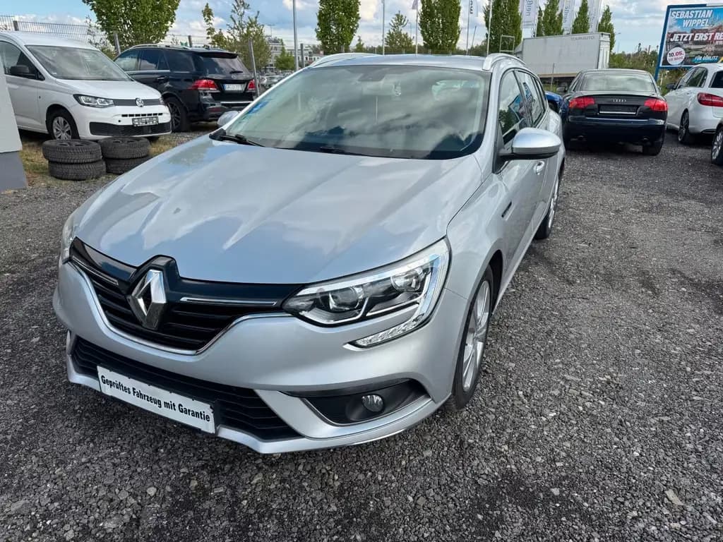 Main__Slider__Photo:Renault Megane IV Grandtour Experience 2-Hand Scheckheft 11/2016-0