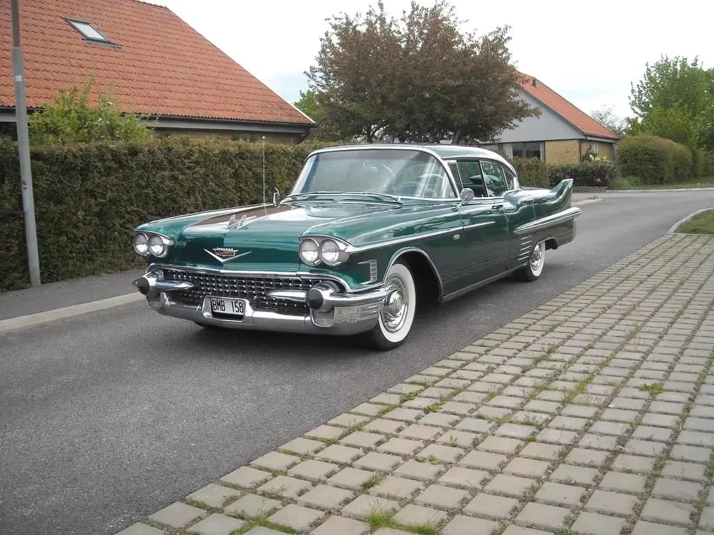 Main__Slider__Photo:Cadillac Deville 01/1958-0