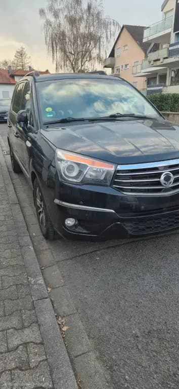 Main__Slider__Photo:Ssangyong Rodius 2.2 Diesel e-XDi 220 Sapphire 4WD Aut... 03/2016-0