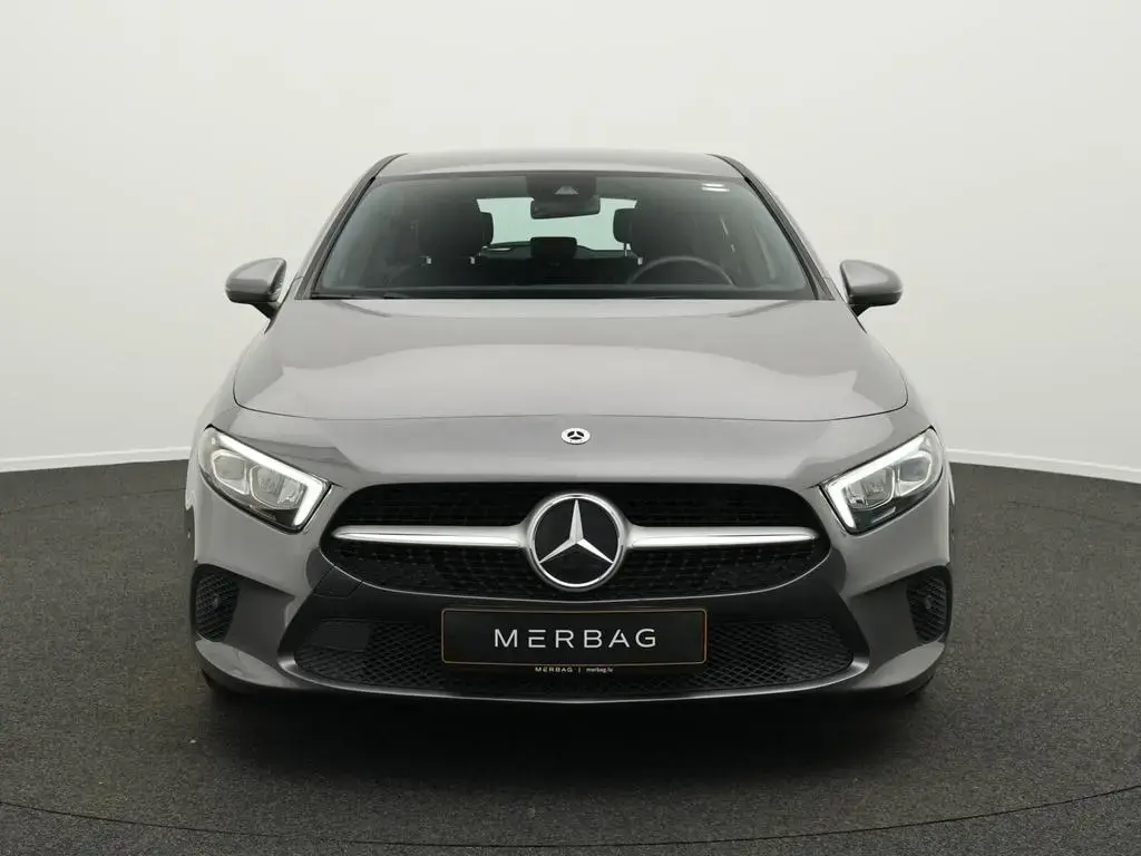 Main__Slider__Photo:Mercedes-Benz A 160 Style LED+Apple+MBUX 10/2020-1