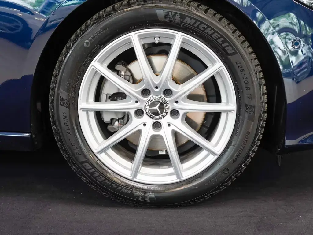 Main__Slider__Photo:Mercedes-Benz C 180 AVANTGARDE Kamera DAB Totwinkel CarPlay 12/2022-1