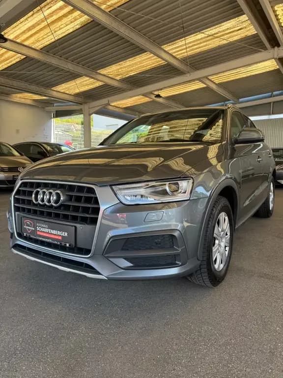 Main__Slider__Photo:Audi Q3 design+2Hand+PDC+NAV+8Fach+V.Hist. 10/2017-0