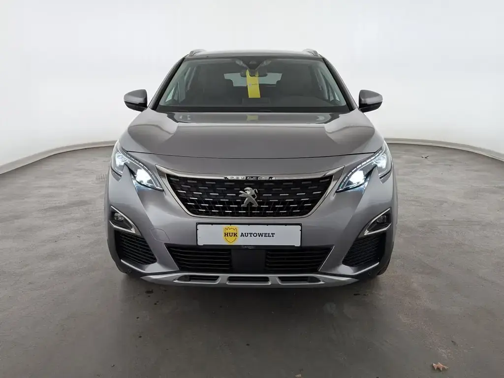 Main__Slider__Photo:Peugeot 3008 1.5 BlueHDi 130 All. Business NAVI+RFK+SHZ+ 05/2021-1