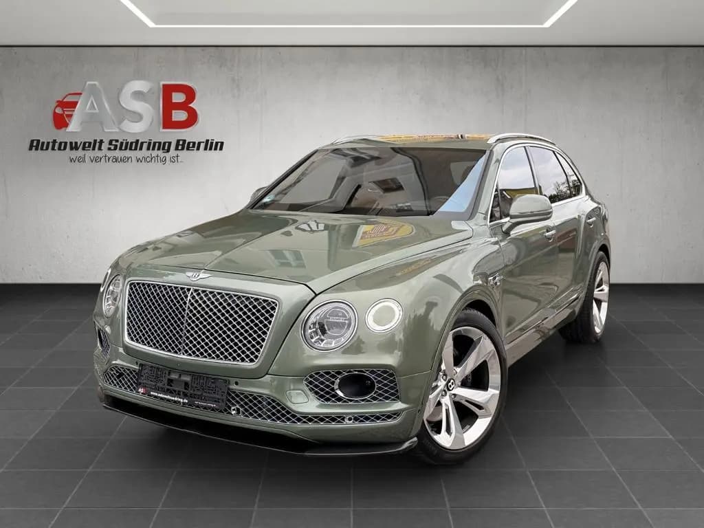 Main__Slider__Photo:Bentley Bentayga 6.0 W12 4WD*Carbon*Pano*Nachtsicht 07/2017-0