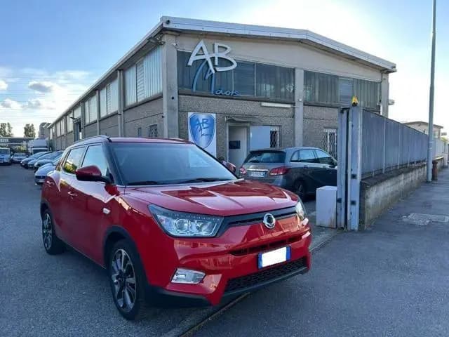 Main__Slider__Photo:Ssangyong Tivoli SSANGYONG Tivoli 1.6d 2WD Be *OK NEOPATENTATI* * 11/2016-0
