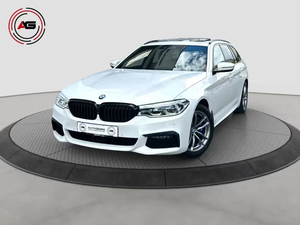 Main__Slider__Photo:BMW 530 d xDr. M-SPORT ACC SITZKLIMA PANO 360°STANDH 02/2020-0